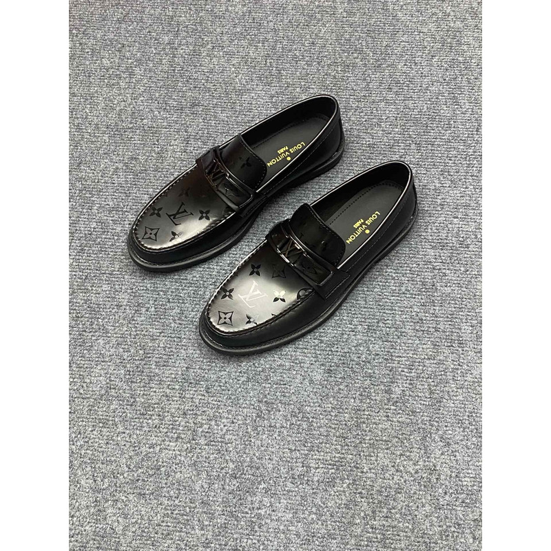 l**is V*t*n major loafer  leather shoes