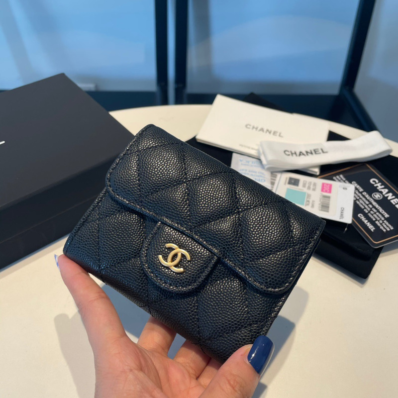 Ch*el classic flap wallet black