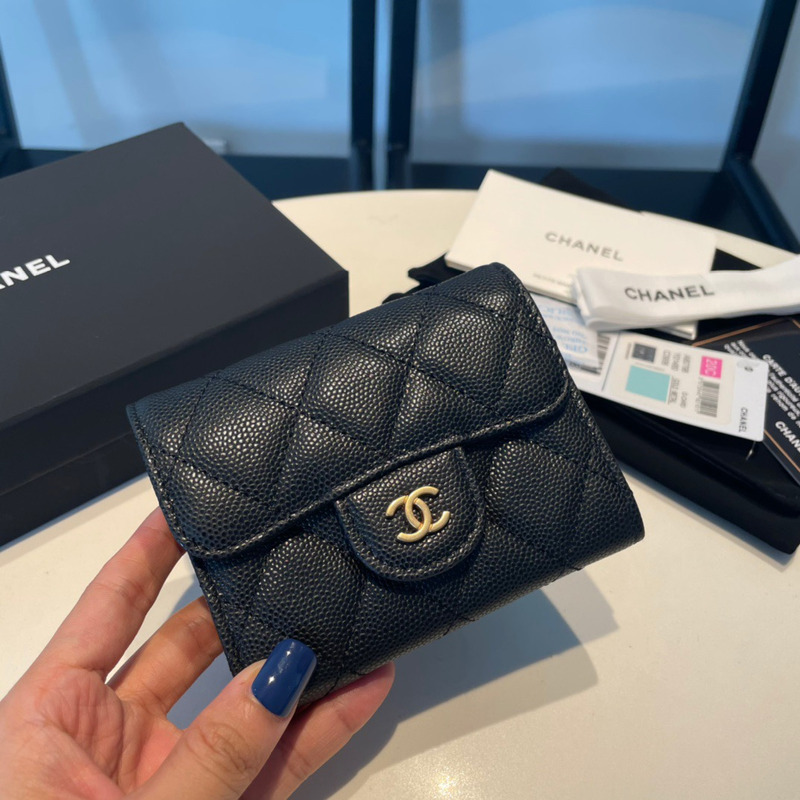 Ch*el classic flap wallet black