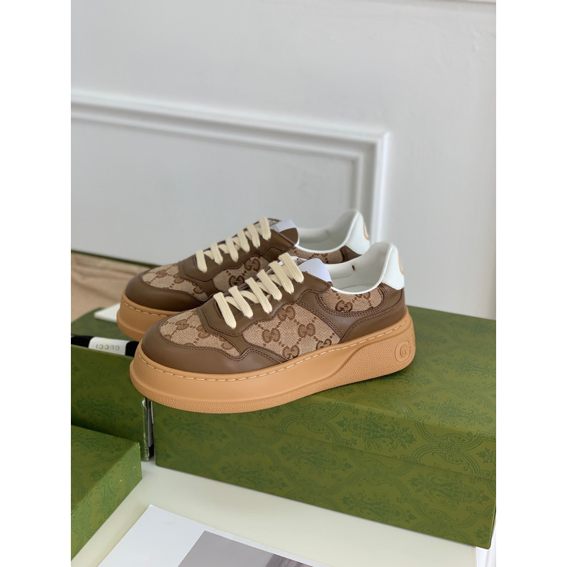 G*u*i  leather-trimmed sneakers