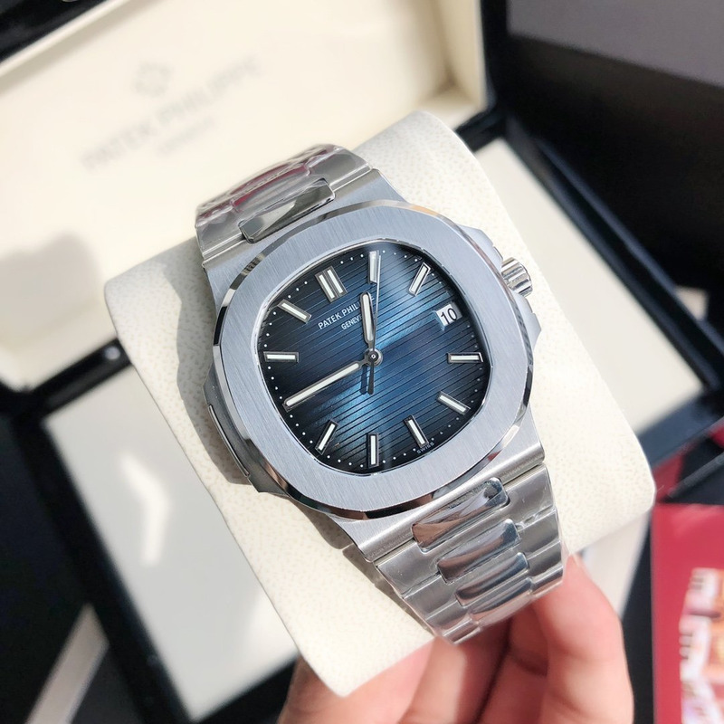 Patek Philippe Sport Elegance 5711/1A 010 (Nautilus 57111A010) Watch
