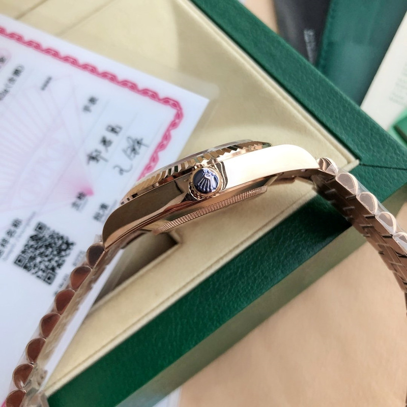 rolex day-date 40 green roman everose rose gold S*per clone