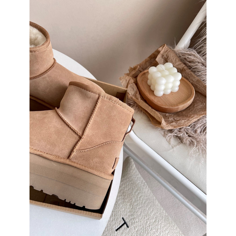 UGG Classic Mini Platformo Boot