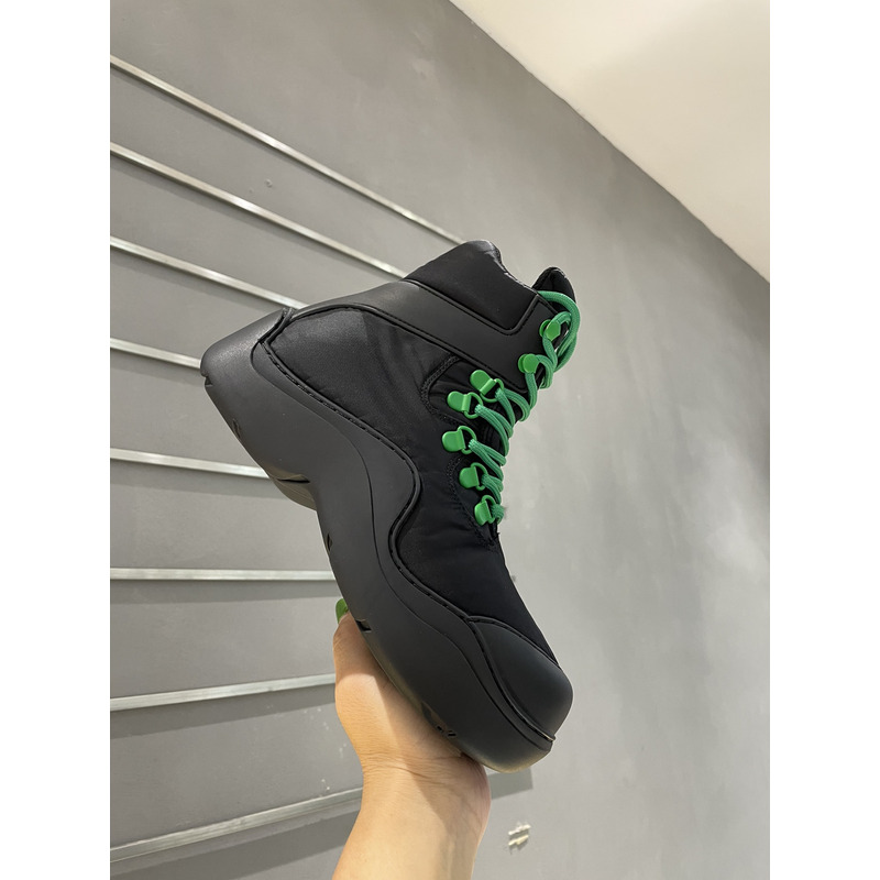 Bo*te*ga ve*ne*ta puddle bomber lace-up boots black