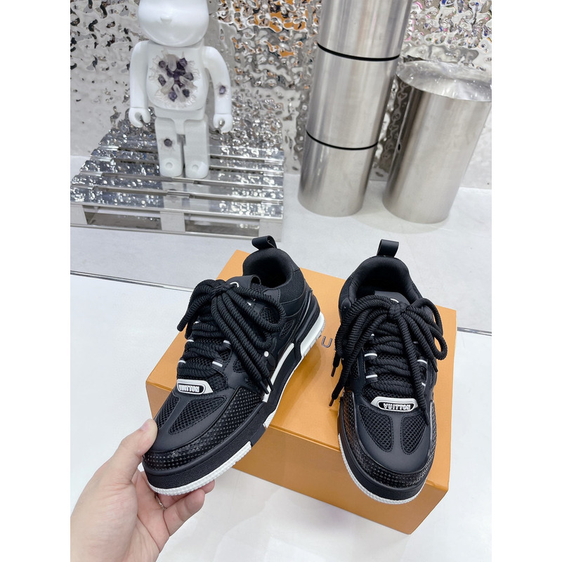 l**is l**is V*t*n trainer sneakers black
