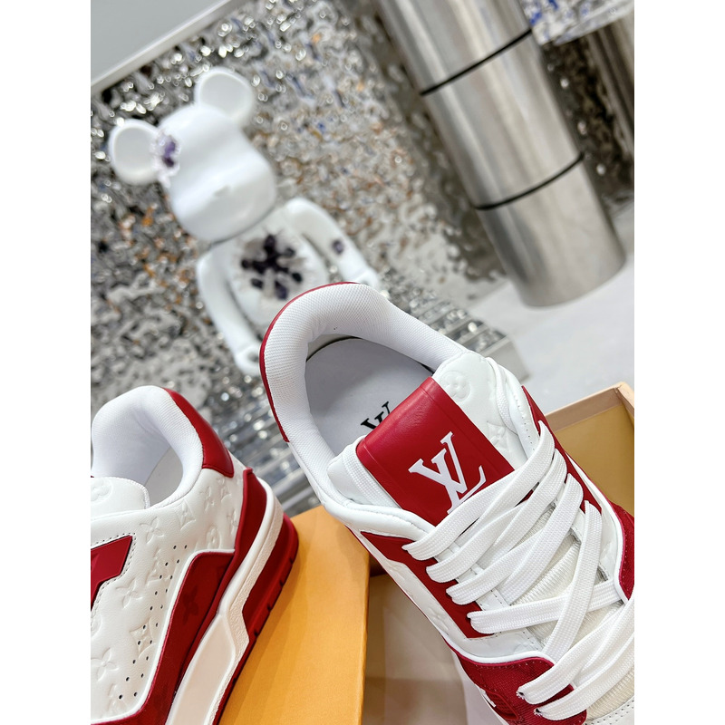 l**is V*t*n  lv trainer sneaker red