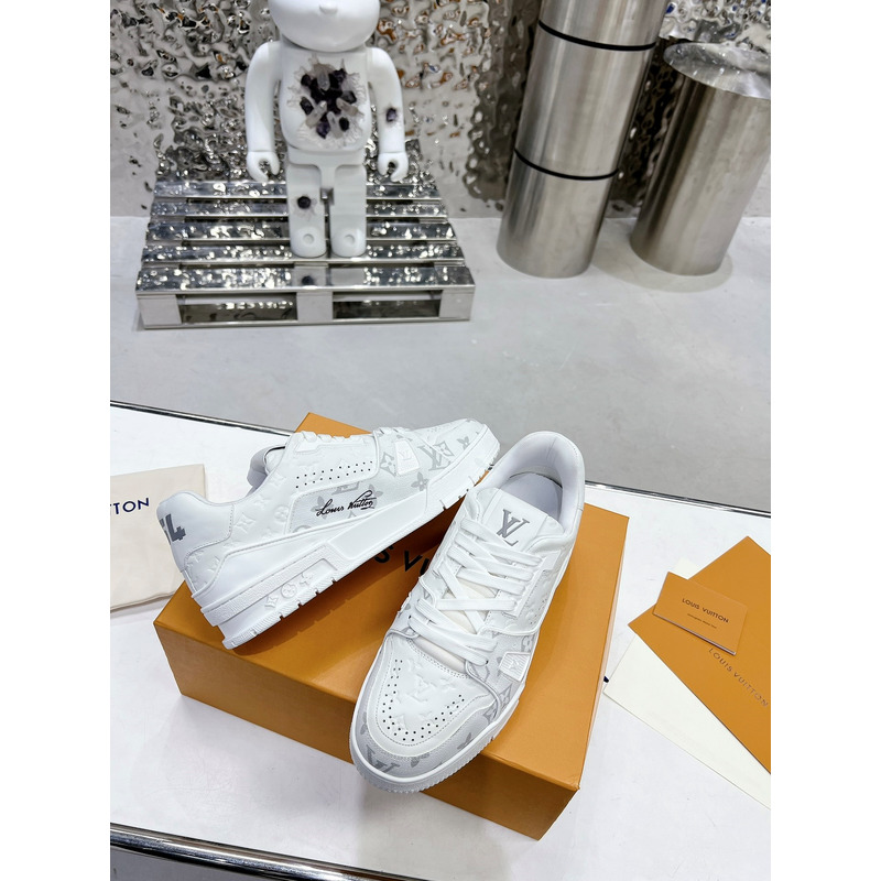 l**is V*t*n lv trainer sneaker low white