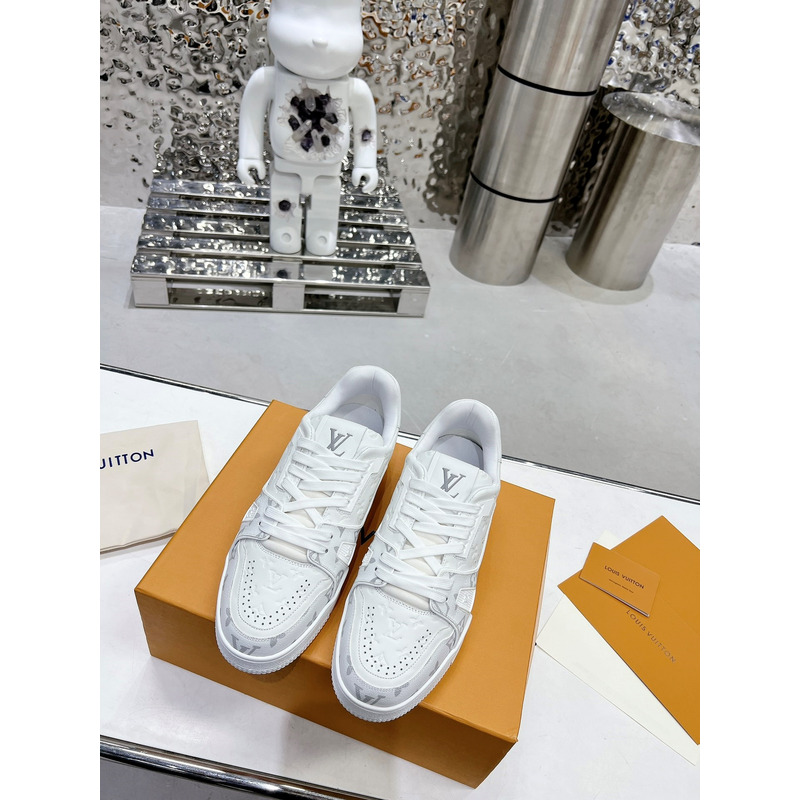 l**is V*t*n lv trainer sneaker low white