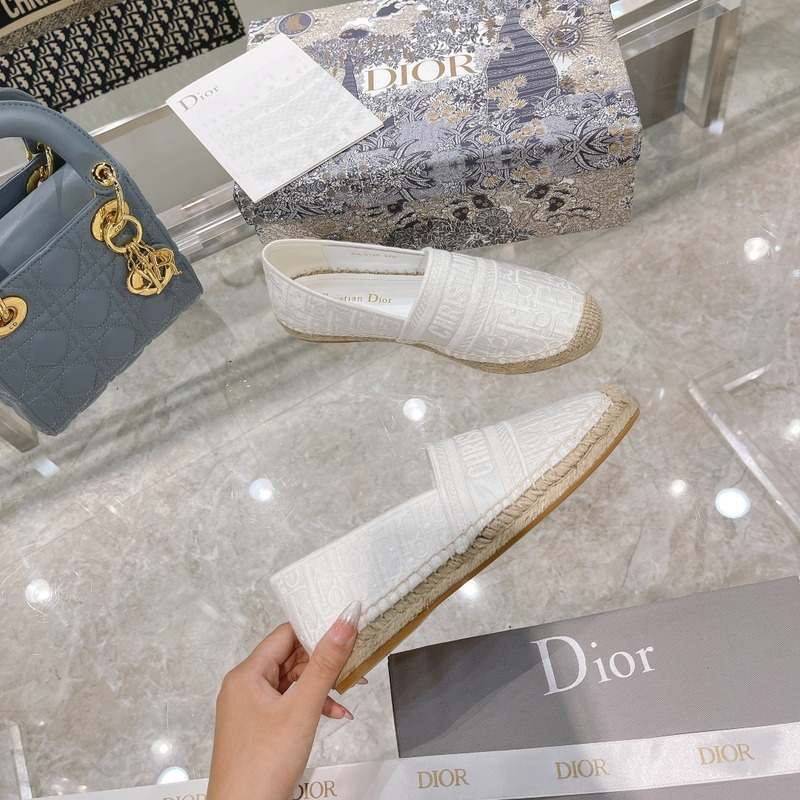 D*or classic latest fisherman shoes flat shoes  white