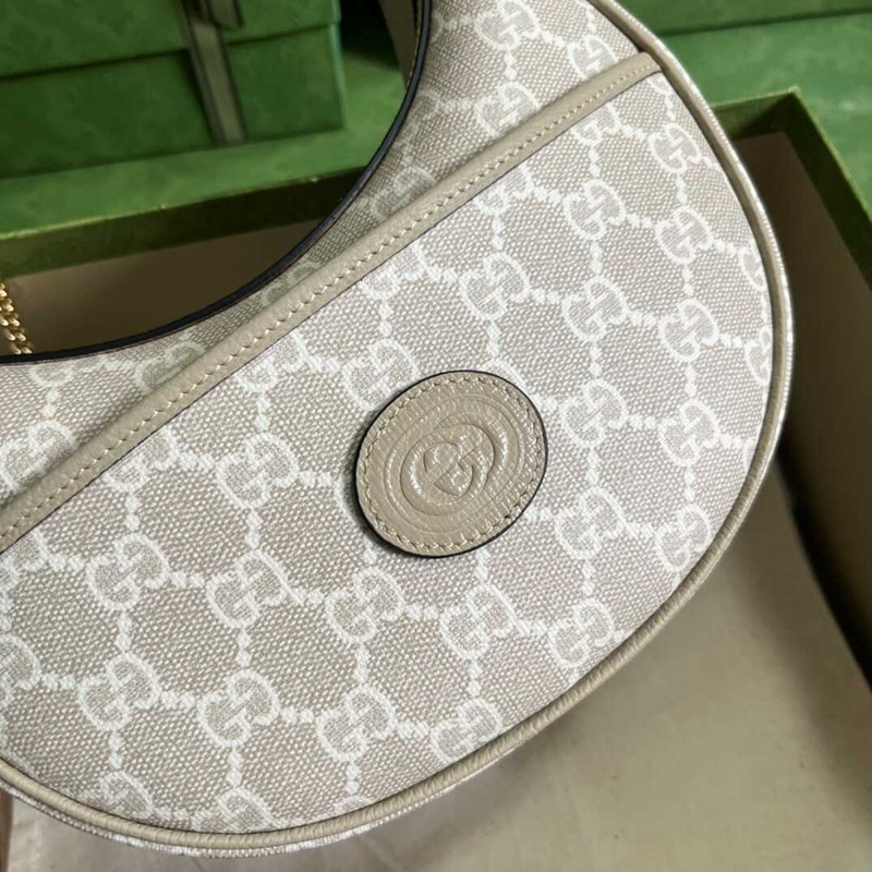 g*u*i half-moon shaped bag mini gg S*p*e beige/white