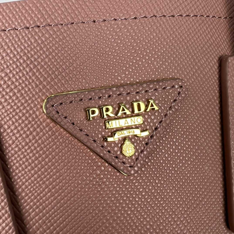 Pra*a galleria bag in saffiano leather black pink
