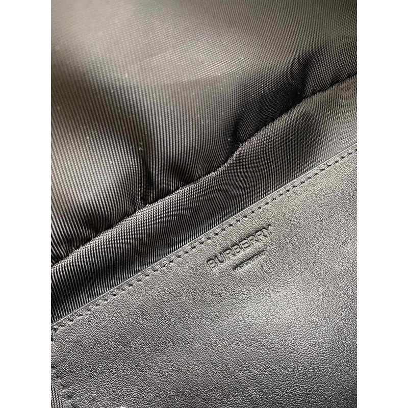 B**rry checked belt bag