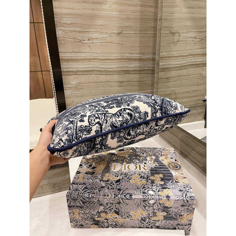D*or large ectangular pillow fluorescent D*oriviera