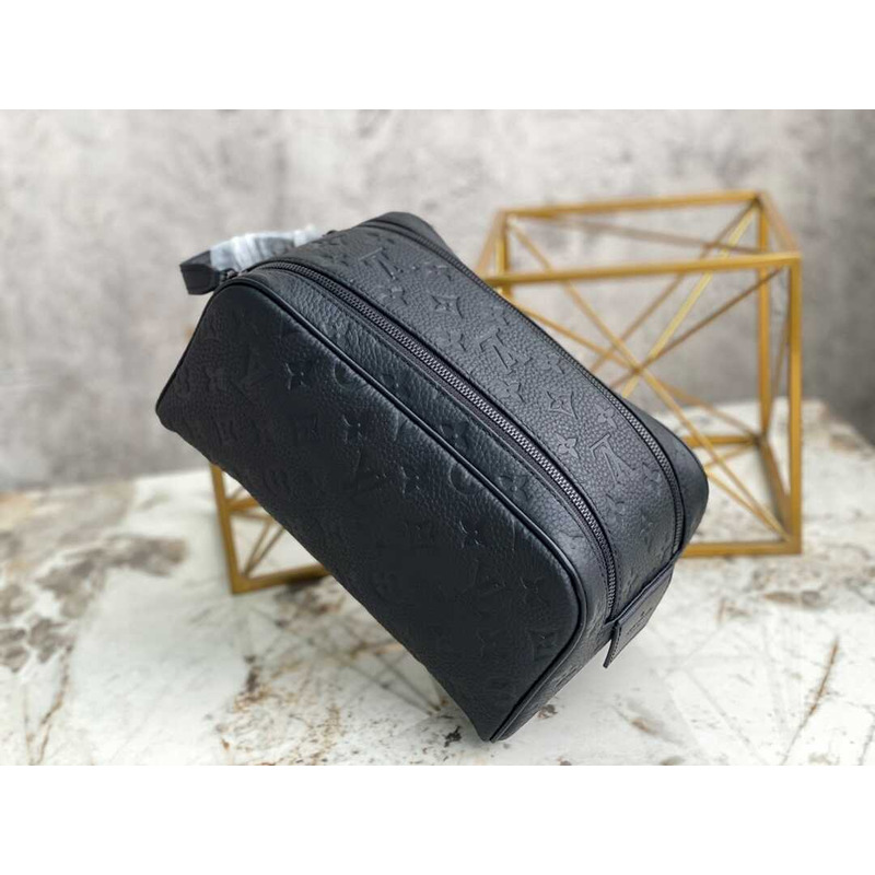 l**is V*t*n  dopp kit taurillon monogram