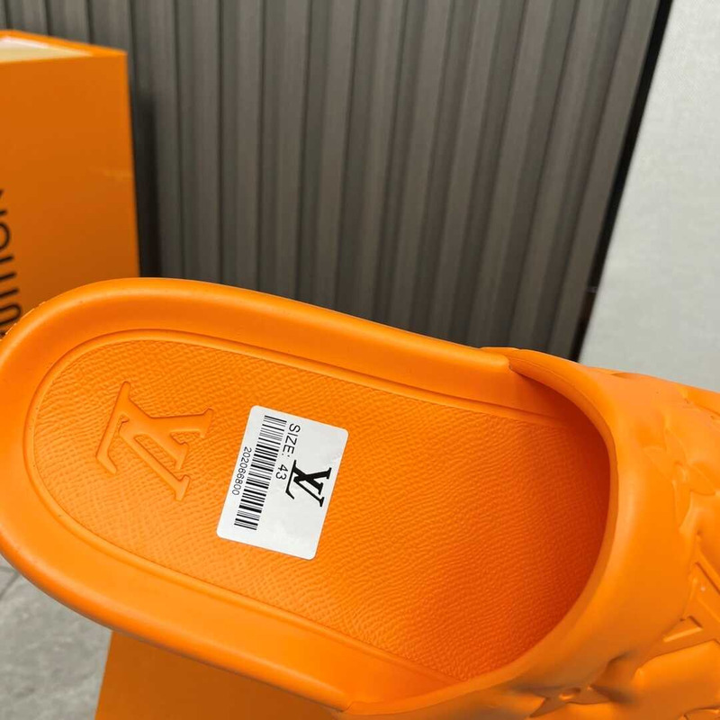 l**is V*t*n waterfront mule orange