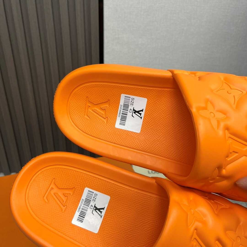 l**is V*t*n waterfront mule orange