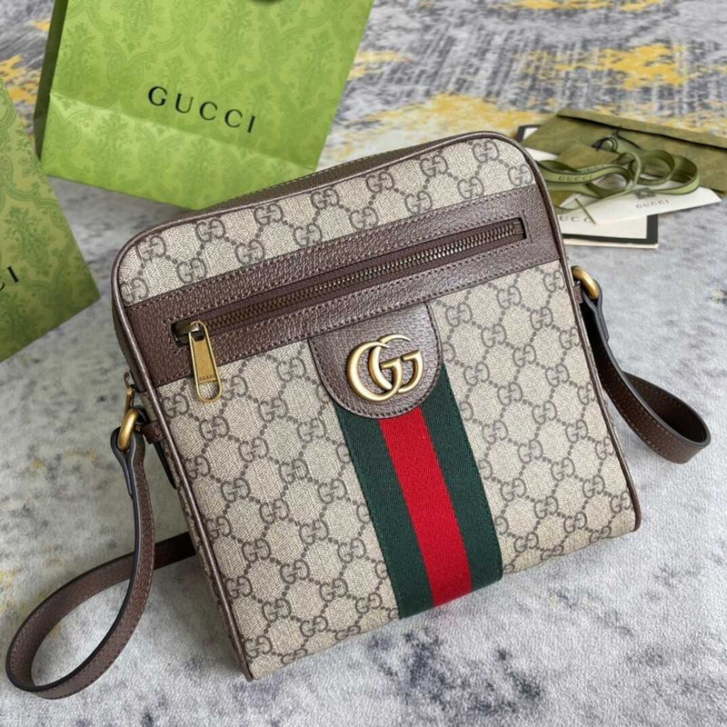 G*u*i sacoche toile motif gg bag