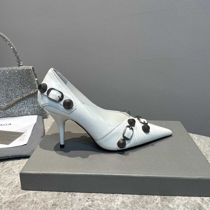 Ba*len*cia*ga cagole leather pumps white