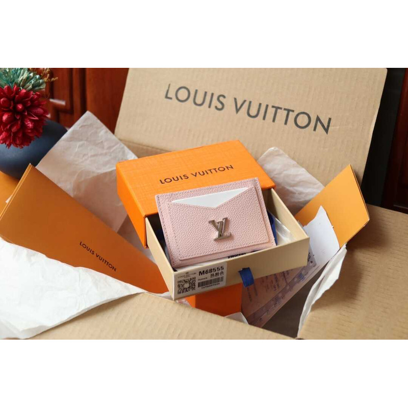l**is V*t*n wallet pink