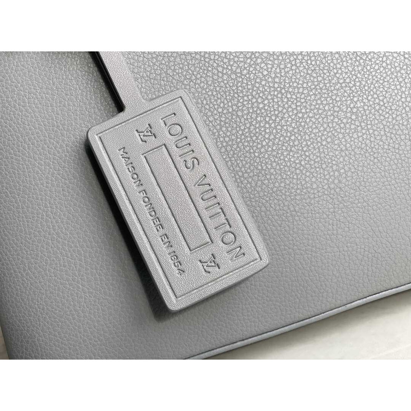 l**is V*t*n takeoff handbag grey