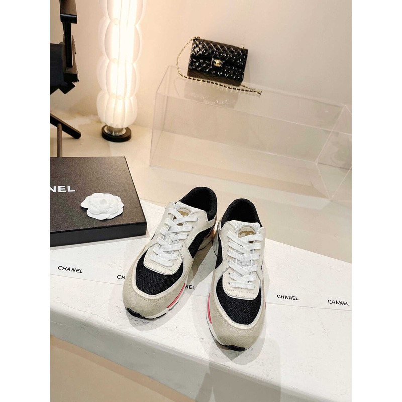Ch*el low top trainer beige