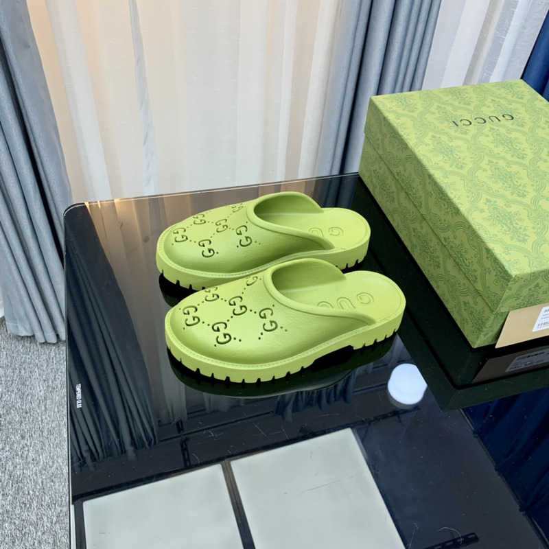 G*u*i green gg perforated slip-on flats
