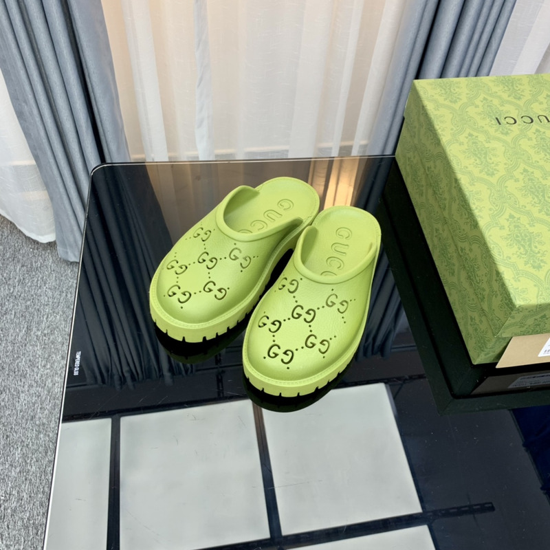 G*u*i green gg perforated slip-on flats