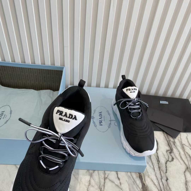 Pra*a lace up platform sneakers white and black