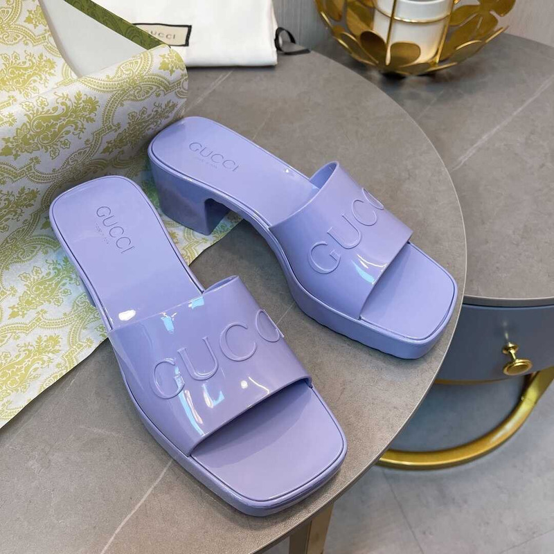 G*u*i women rubber slide sandal purple