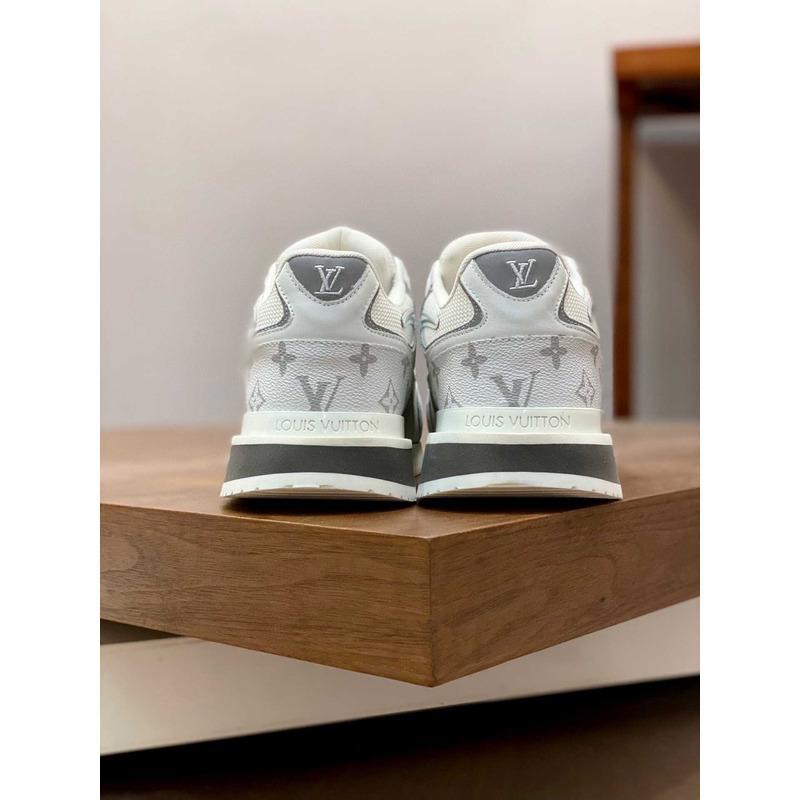l**is V*t*n run away sneaker white