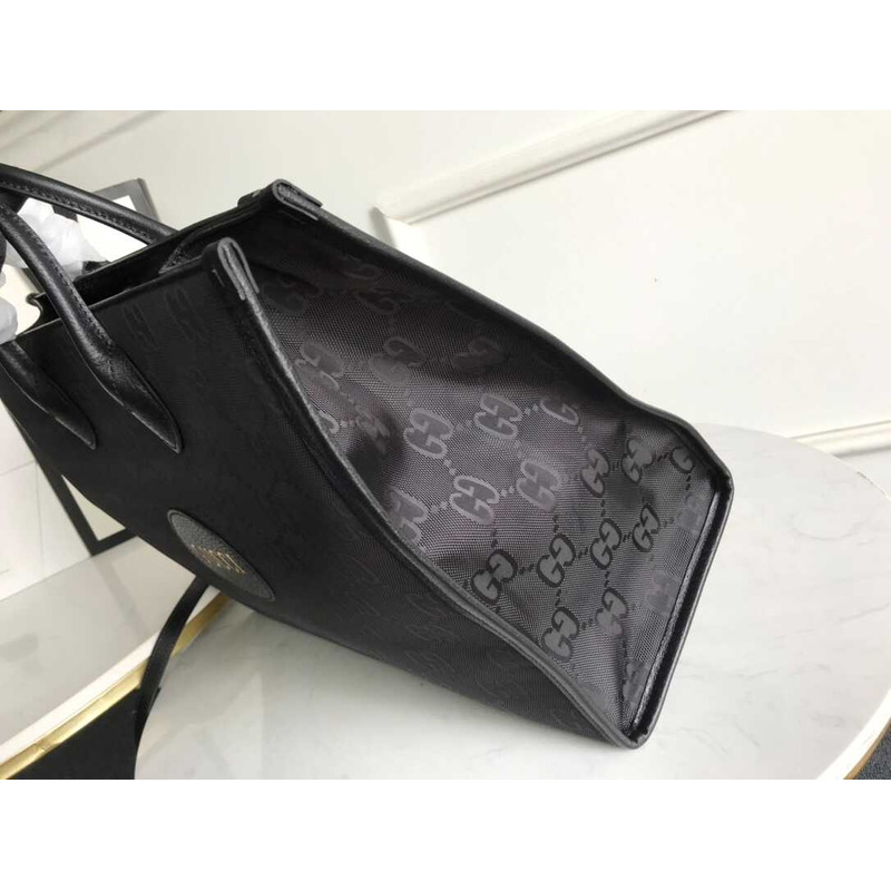 G*u*i off the grid series tote bag gg econyl black