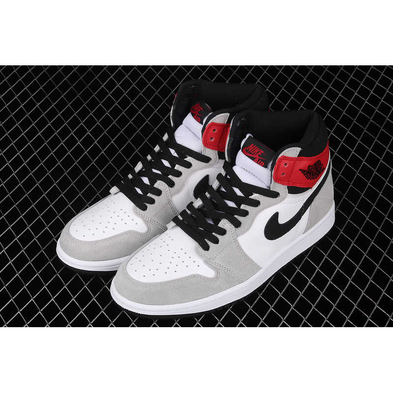 Nike Jordan 1 Retro High Light Smoke Grey