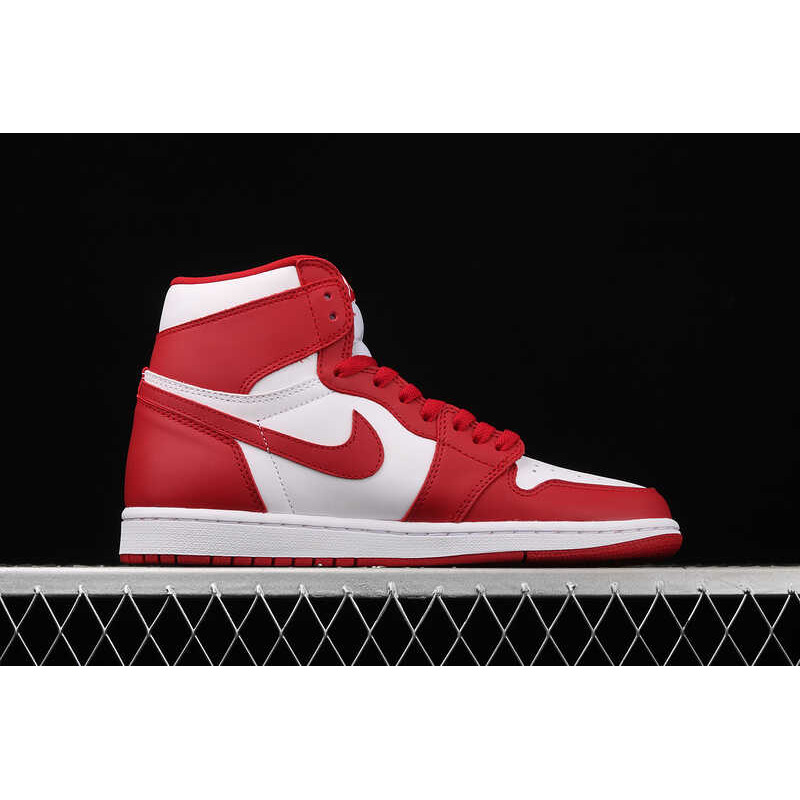 Nike Air Jordan 1 Retro High \