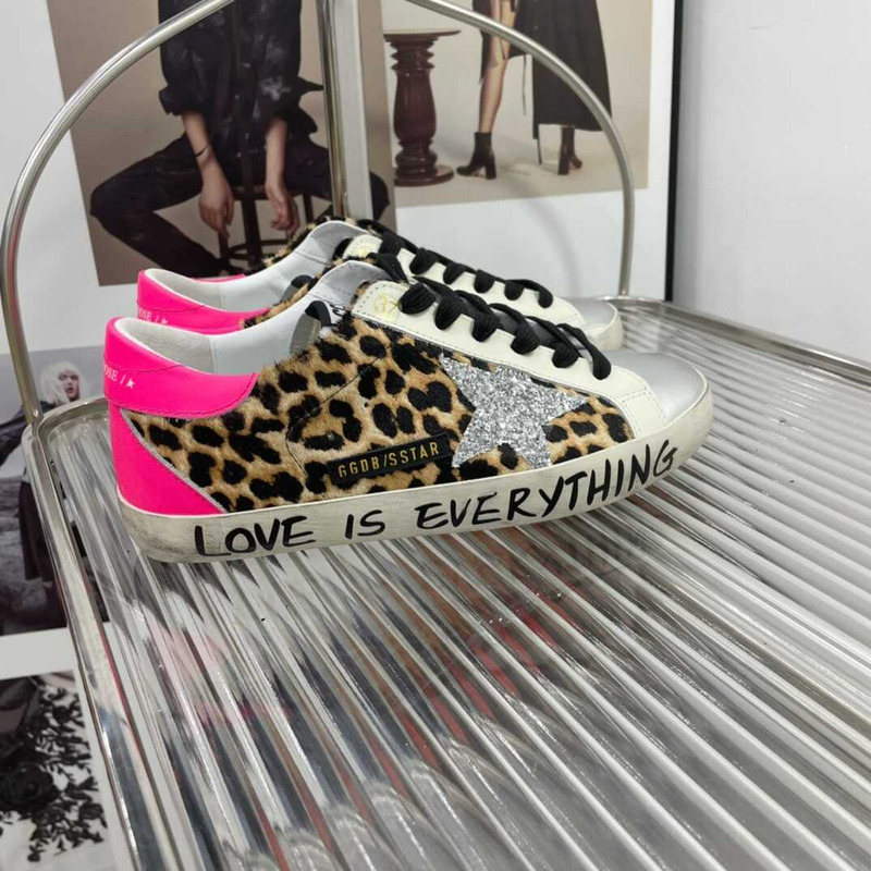 golden goose deluxe brand women\''s S*per-star leopard print calf hair glitter grafitti sneaker