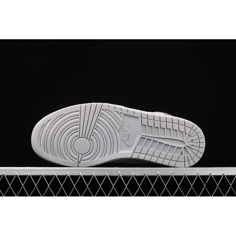 Jordan 1 Retro High CO Japan Neutral Grey (GS)