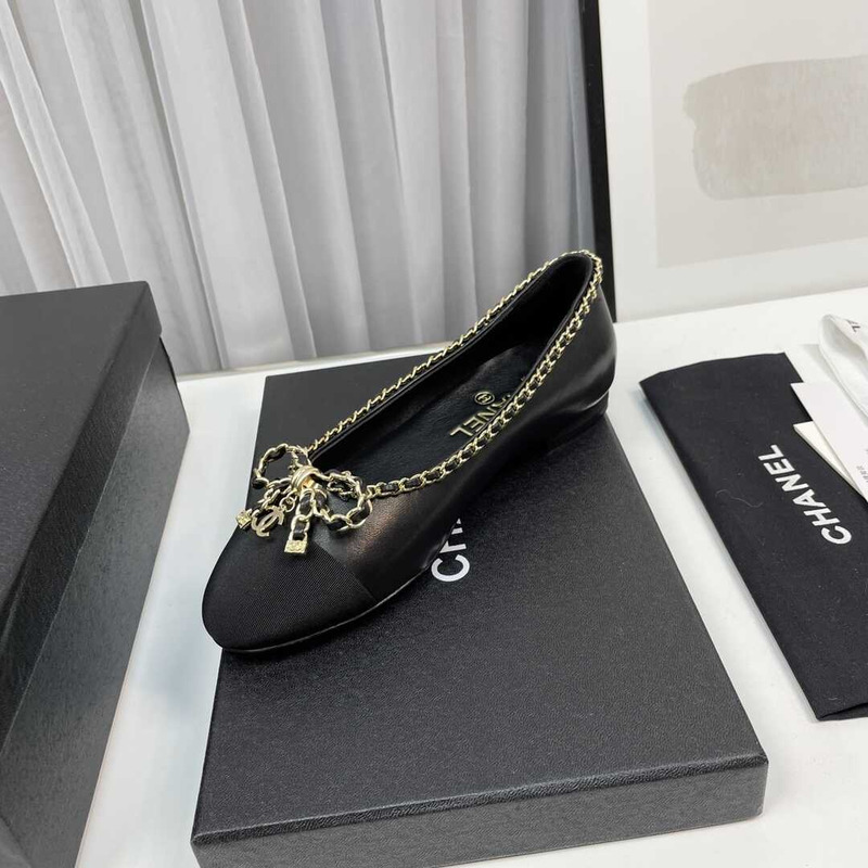 Ch*el ballerina flats black