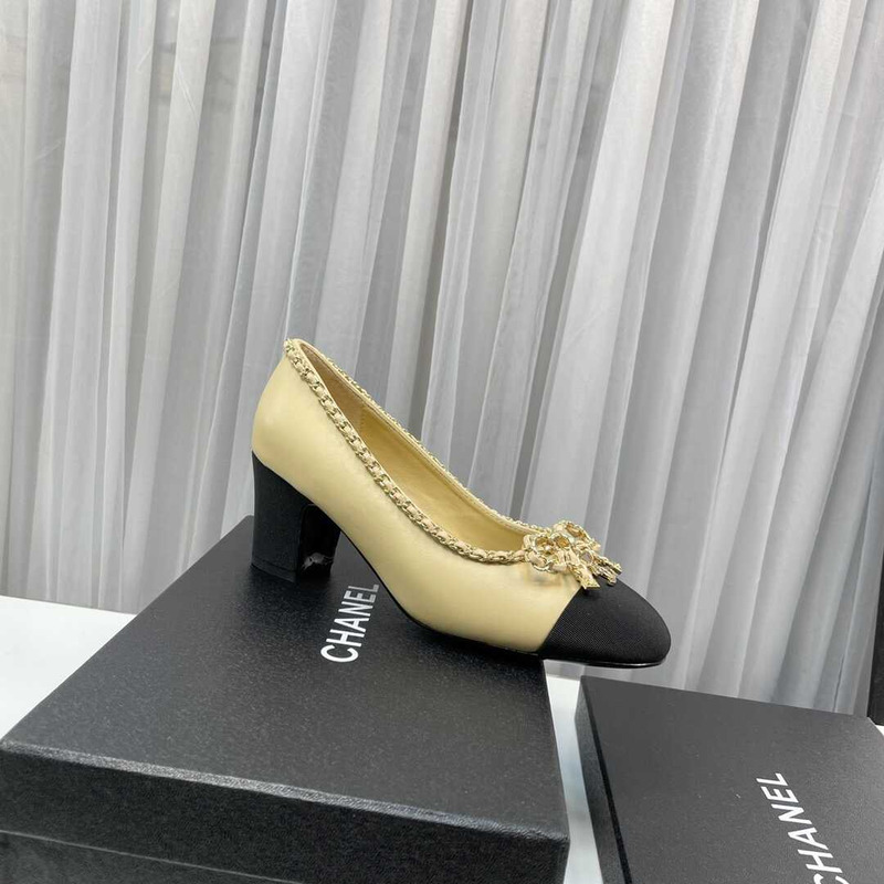Ch*el ballerina mid heels beige and black