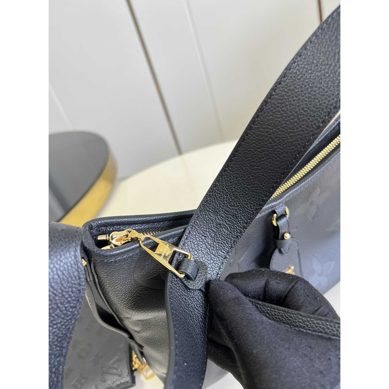 l**is V*t*n carryall pm leather black