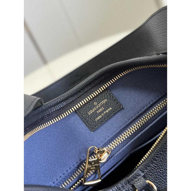 l**is V*t*n carryall pm leather black
