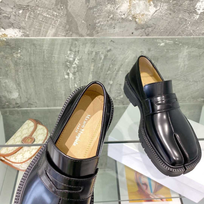ma*s*n Ma*i*latabi loafers black
