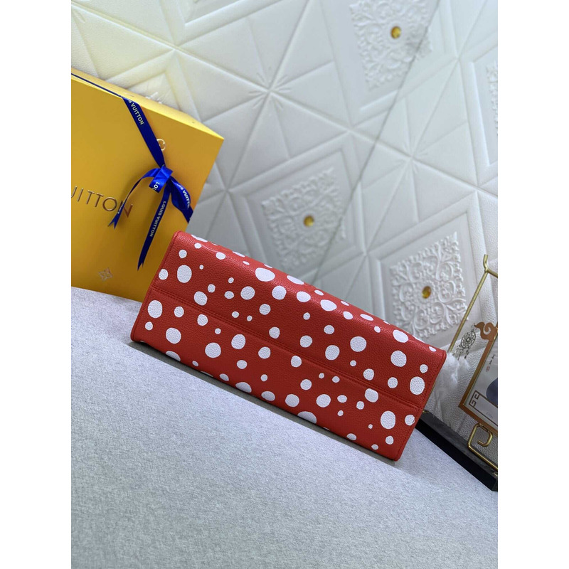 l**is V*t*n x yk onthego mm​ red