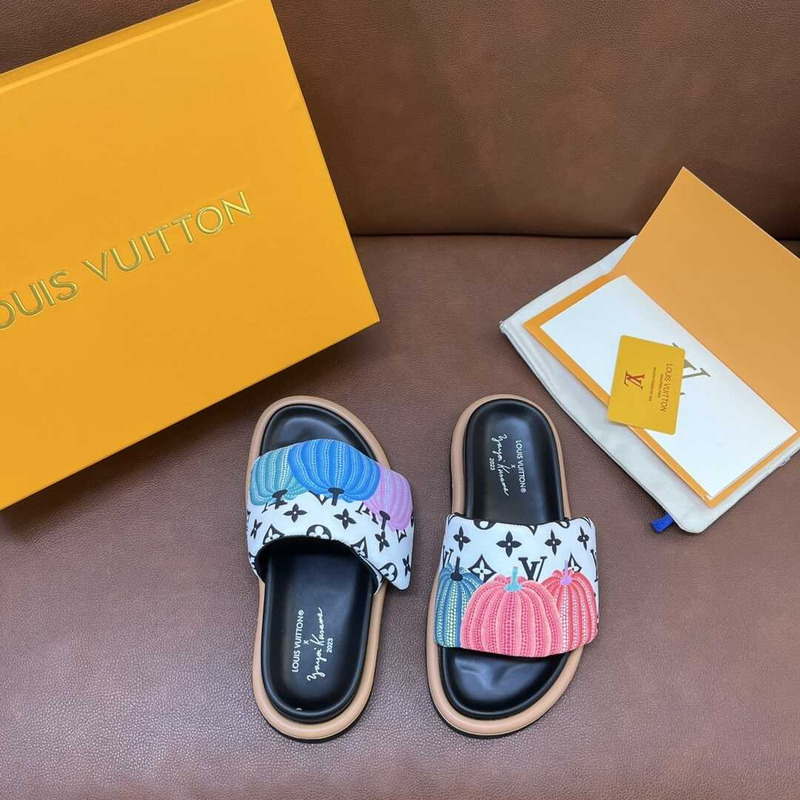 l**is V*t*n yayoi kusama pumpkin series slippers white