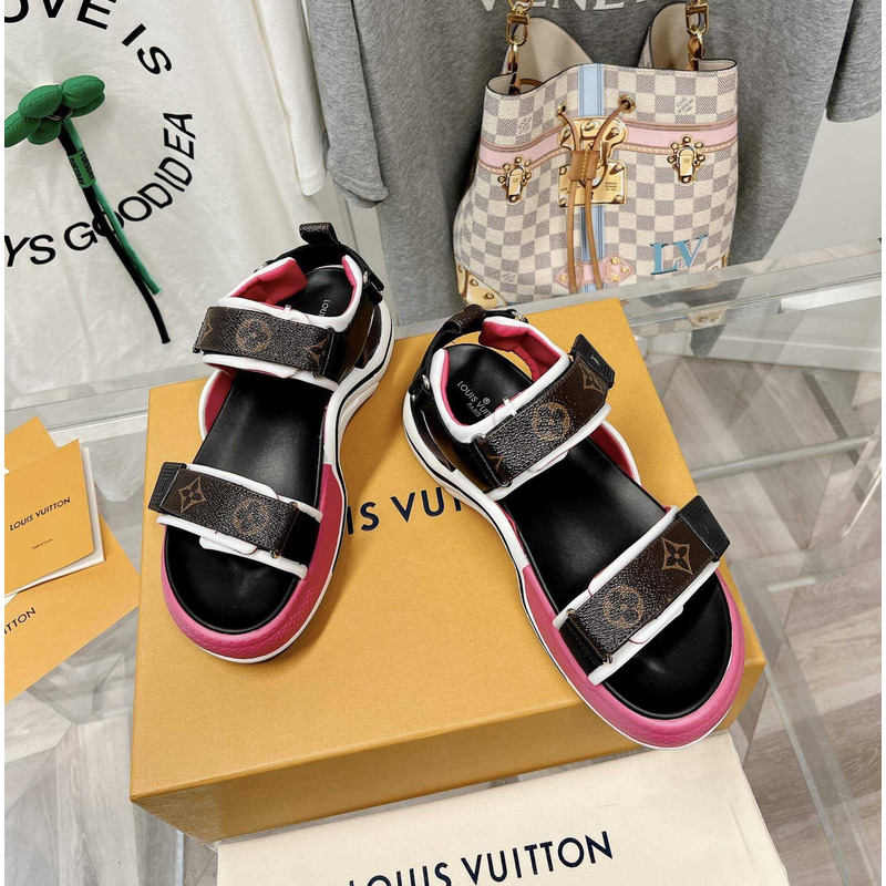 l**is V*t*n archlight sandal black and pink