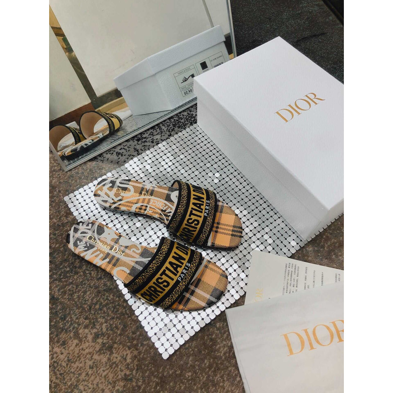 D*or dway slide yellow multicolor embroidered cotton