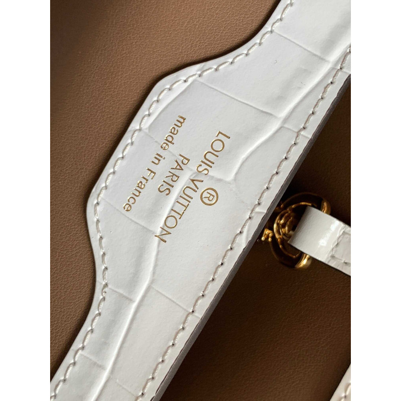 l**is V*t*n crocodile leather capucines mini
