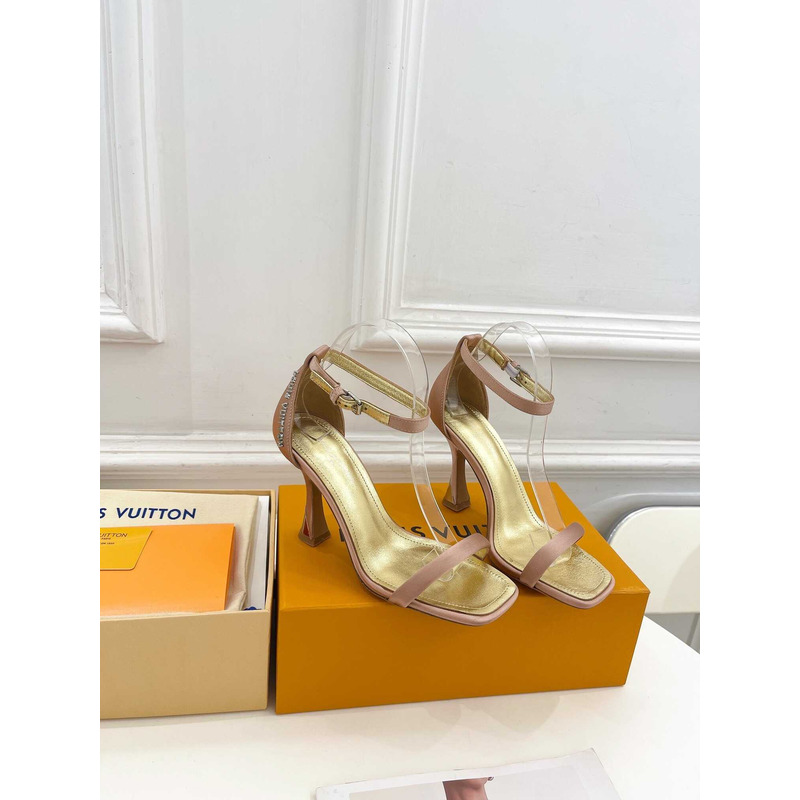 l**is V*t*n heeled sandals nude