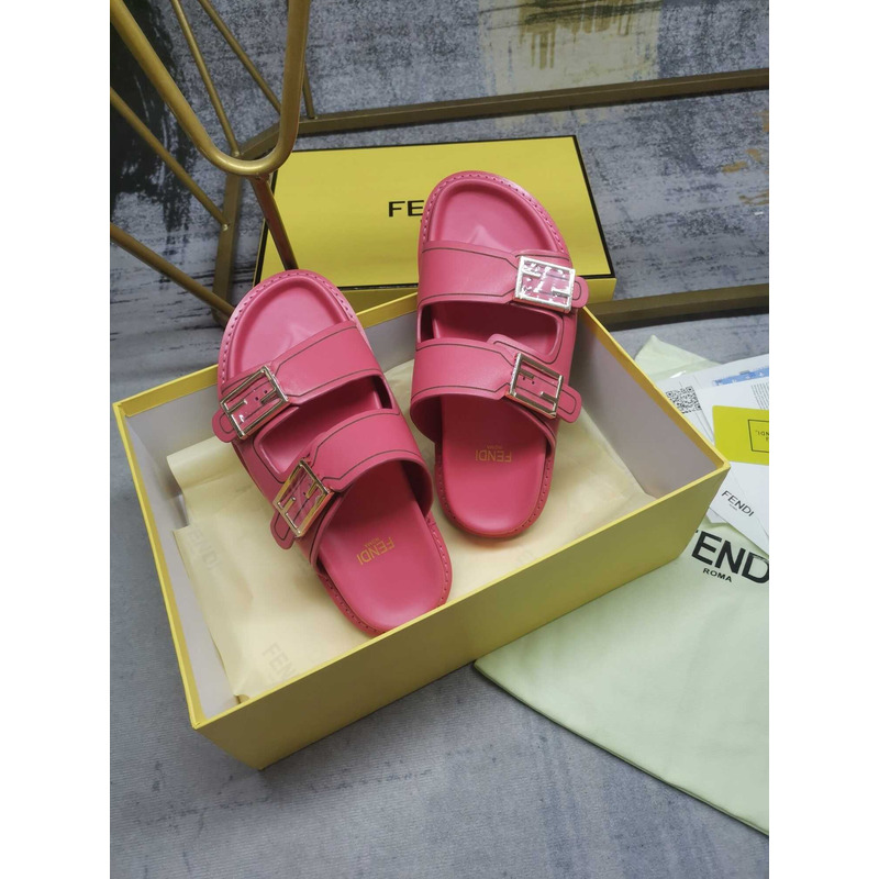 F**di feel leather slippers pink