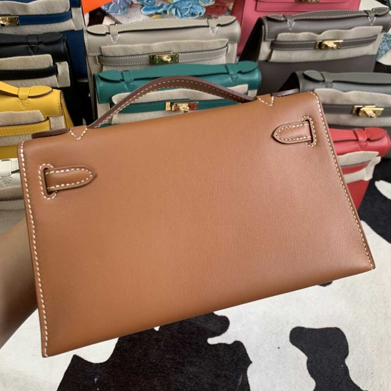 Hermès Gold Kelly Pochette in Swift Leather With Gold Hardware Mini