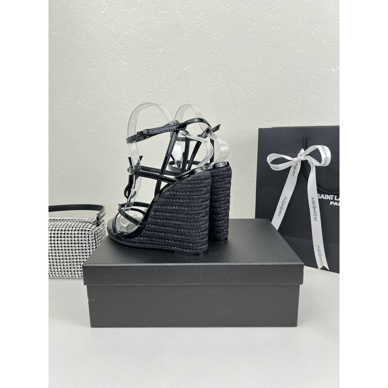 Saint Laurent Women\