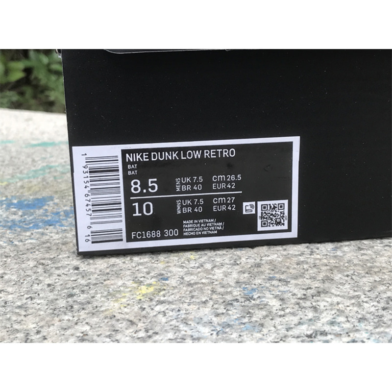 nike sb dunk low marvel x Ca*ha*t collab \"batman\"